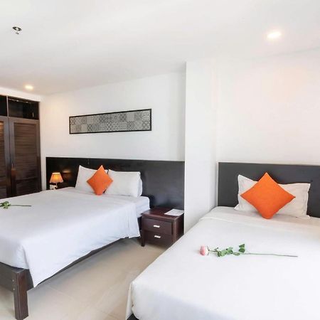 Queen Palace Sea View Hotel 岘港 外观 照片