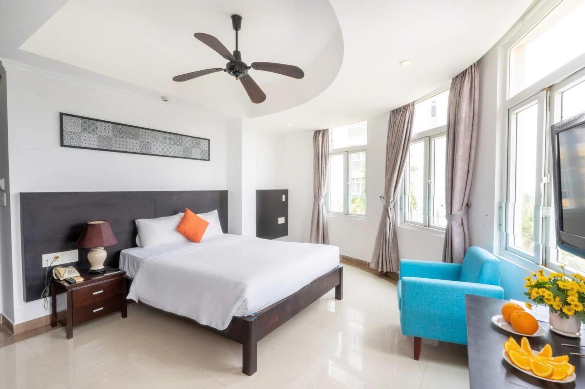 Queen Palace Sea View Hotel 岘港 外观 照片